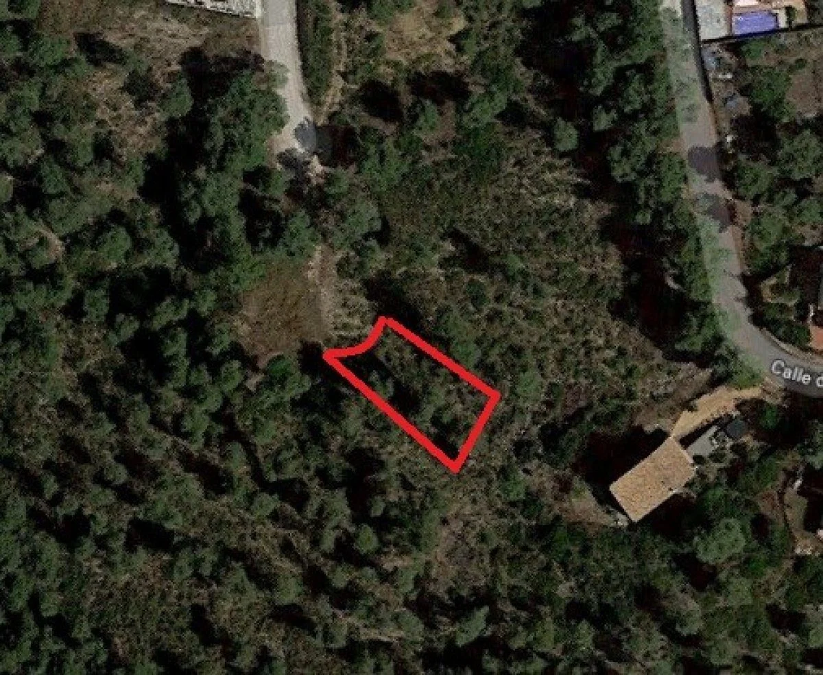 Parcela en Canyelles de 621 m²