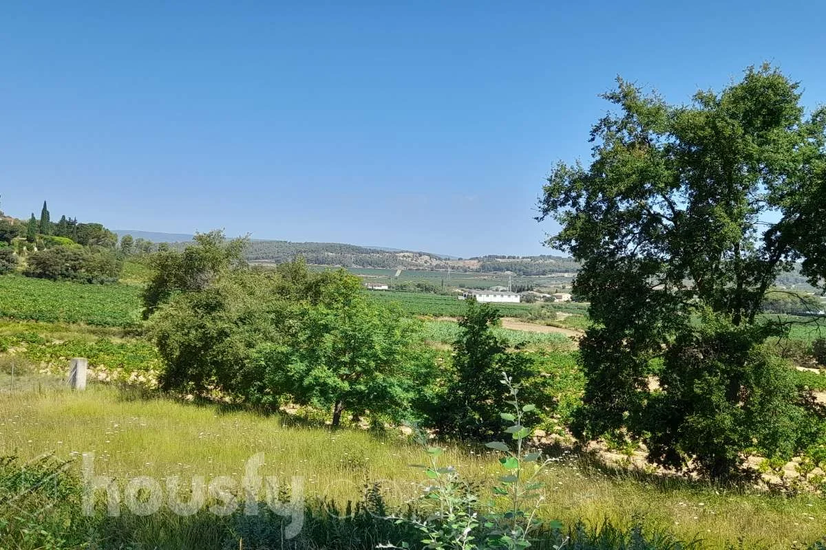 Buildable plot with Montserrat views