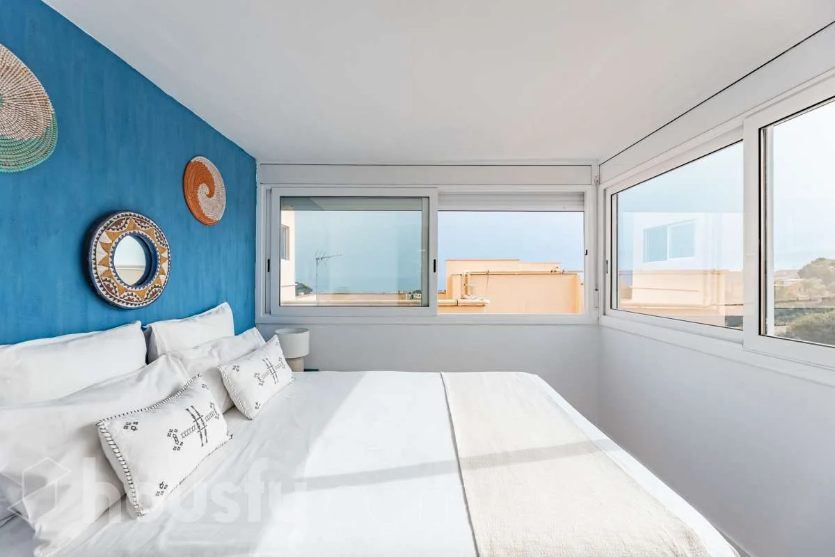 Sea-view Vallpineda apartment, one bedroom