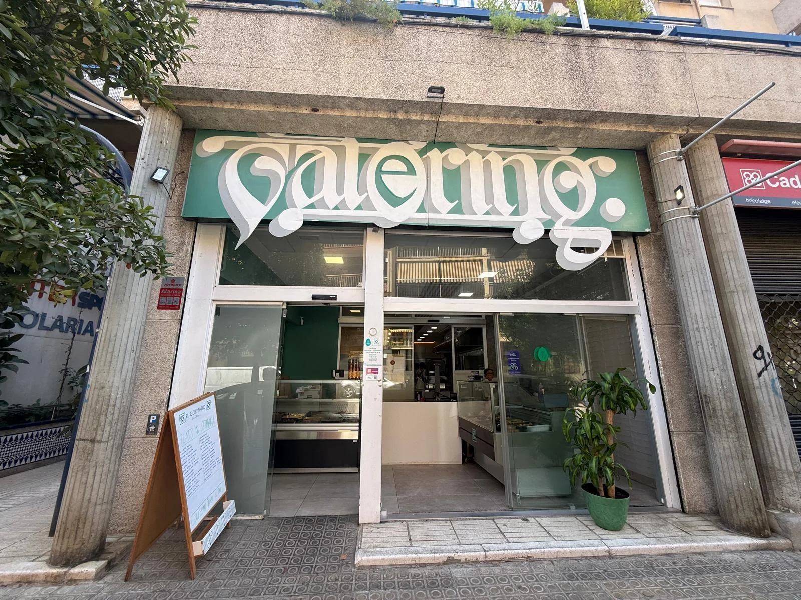 Local comercial céntrico alquilado de 144 m²