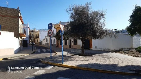 Urban development plot in central Mairena