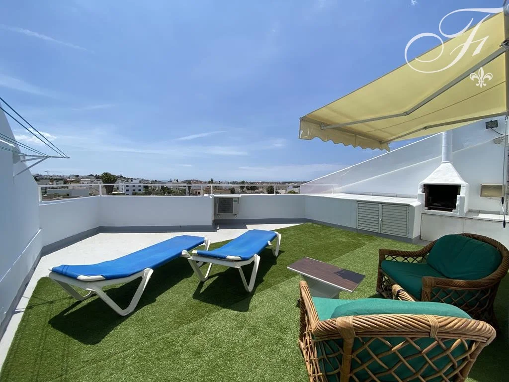 Apartamento céntrico en Jesús con azotea privada