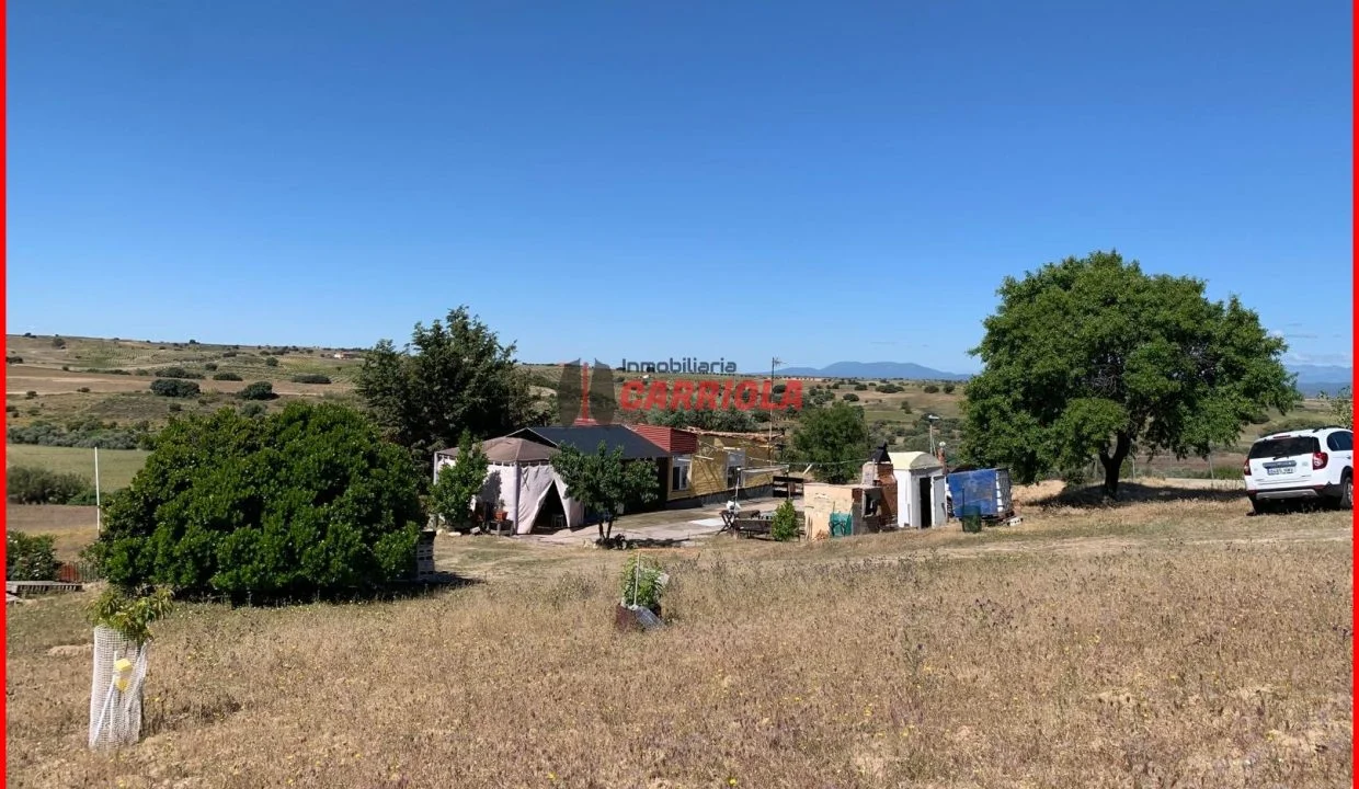Rural finca with 2,625 m² plot