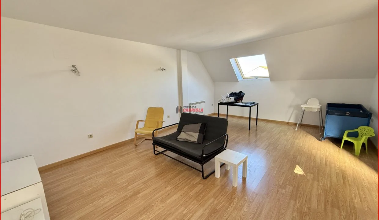 Central penthouse with one bedroom
