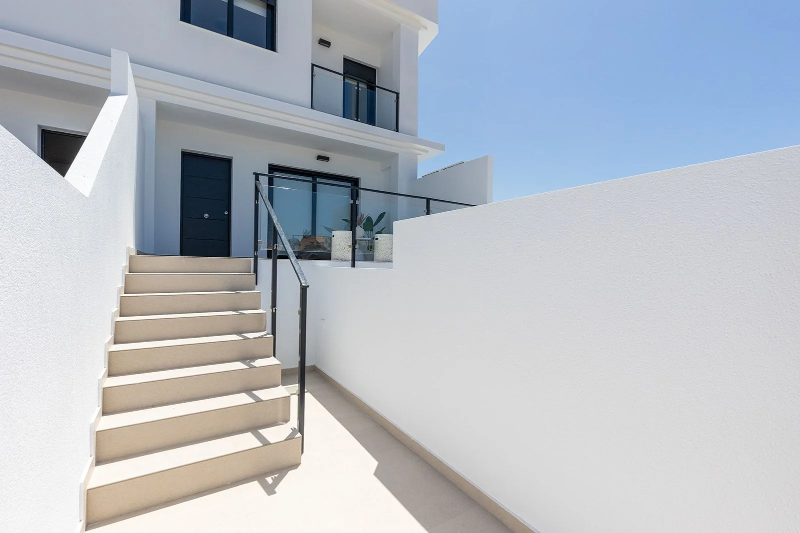 New Rafal townhouse, 212 m², pool