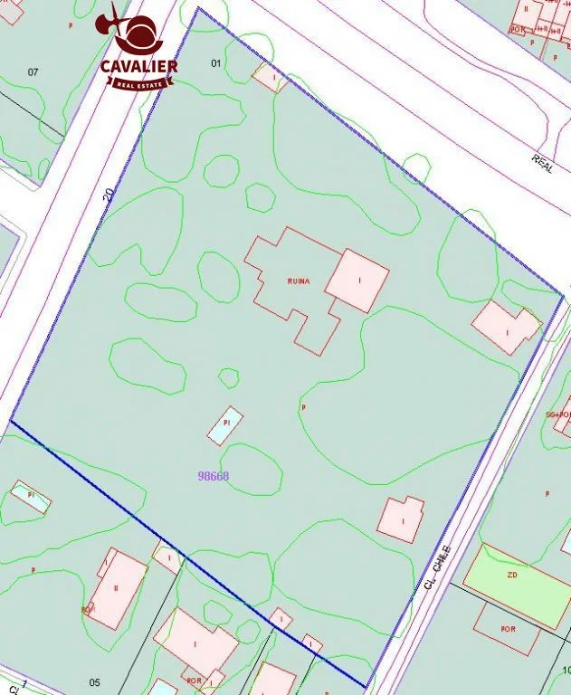Urban plot with redevelopment potential