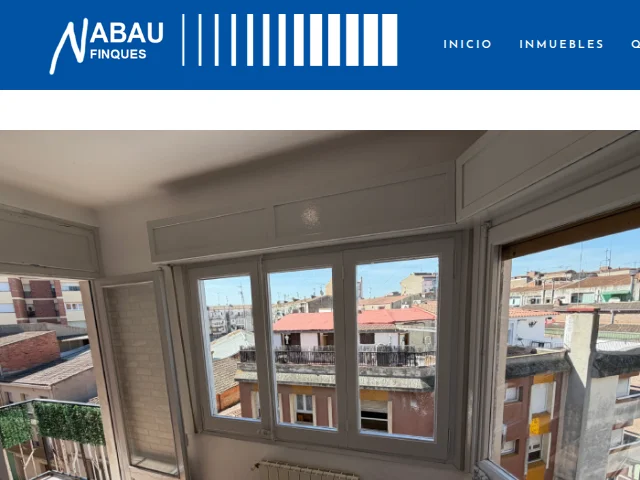 Piso reformado de cuatro habitaciones en Balaguer