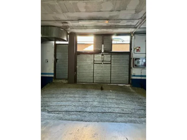 Plaza de garaje accesible en La Roca