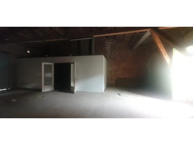 Storage unit with conversion potential in Sant Vicenç de Castellet