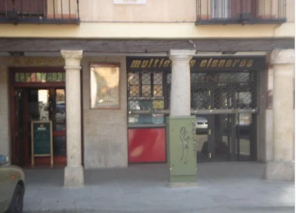 Antiguo cine en el casco histórico de Alcalá, 730 m²