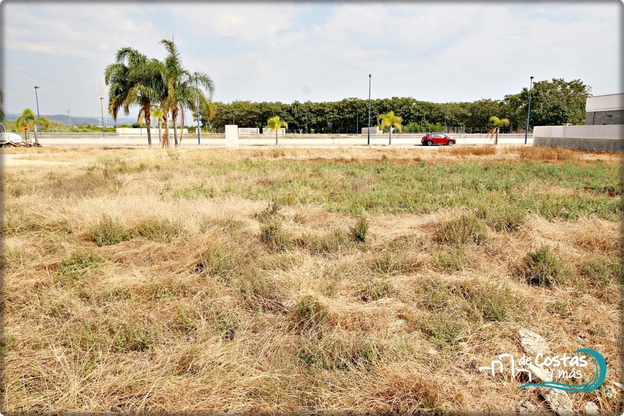 Parcela urbana cerca de la playa, 602 m²