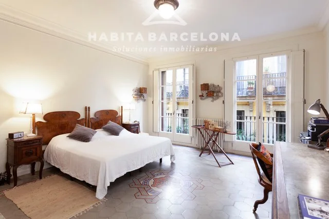 Piso histórico en el Gótico, 173 m², balcón
