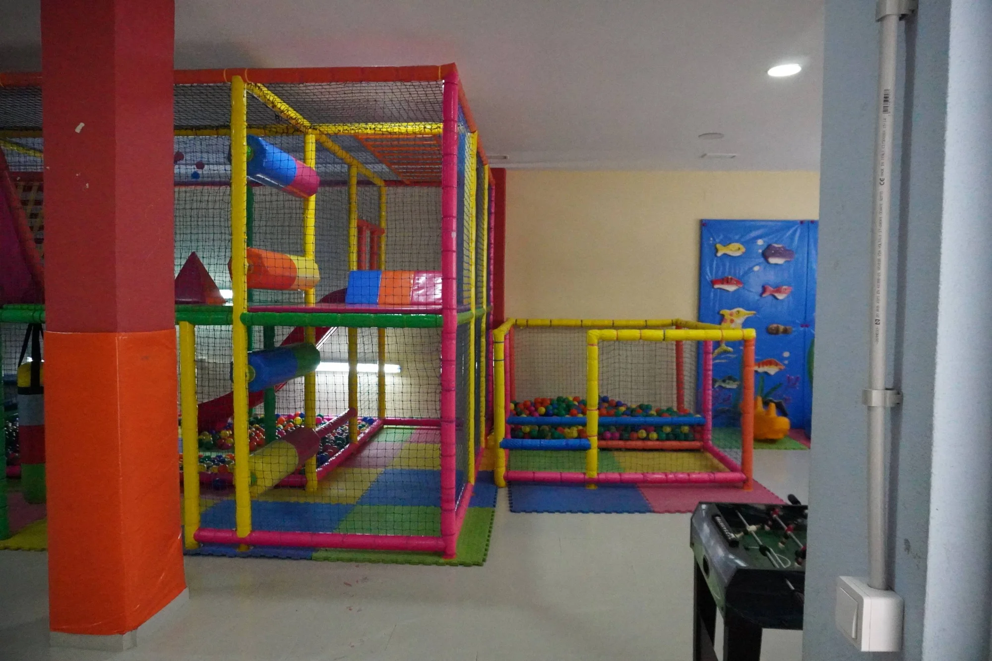 Local de juegos infantiles en planta baja