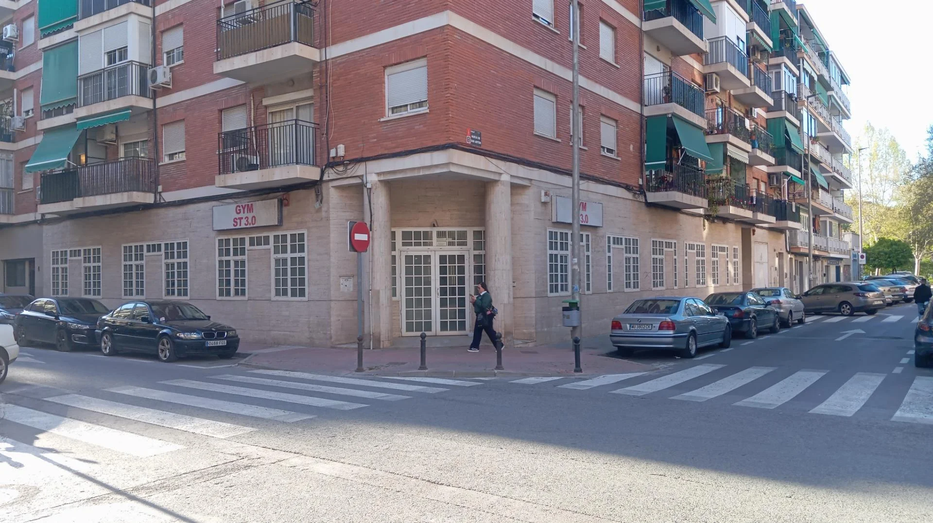 Amplio local comercial en San Antón