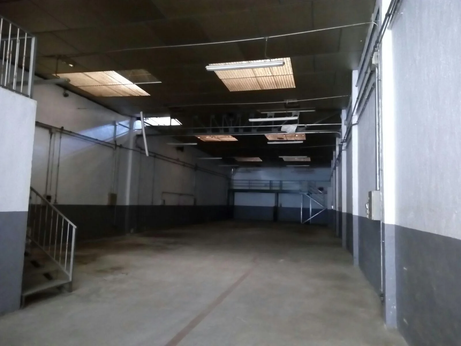 Industrial warehouse near Murcia, 450 m²
