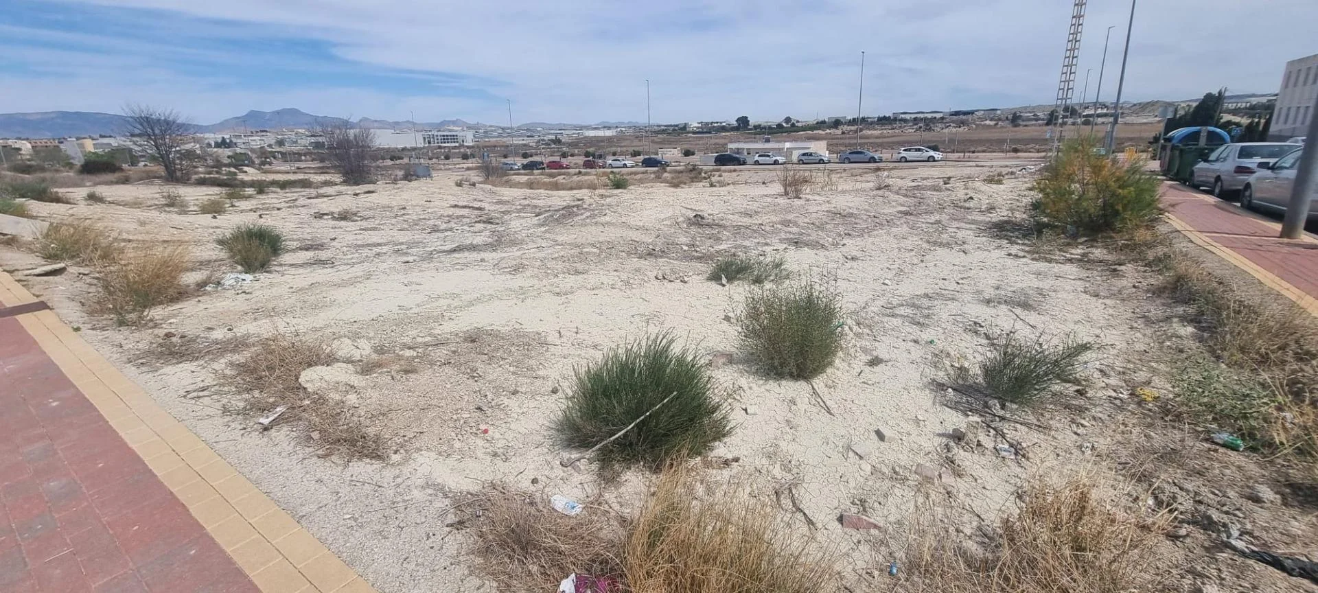 Parcela de 982 m² en Lorquí