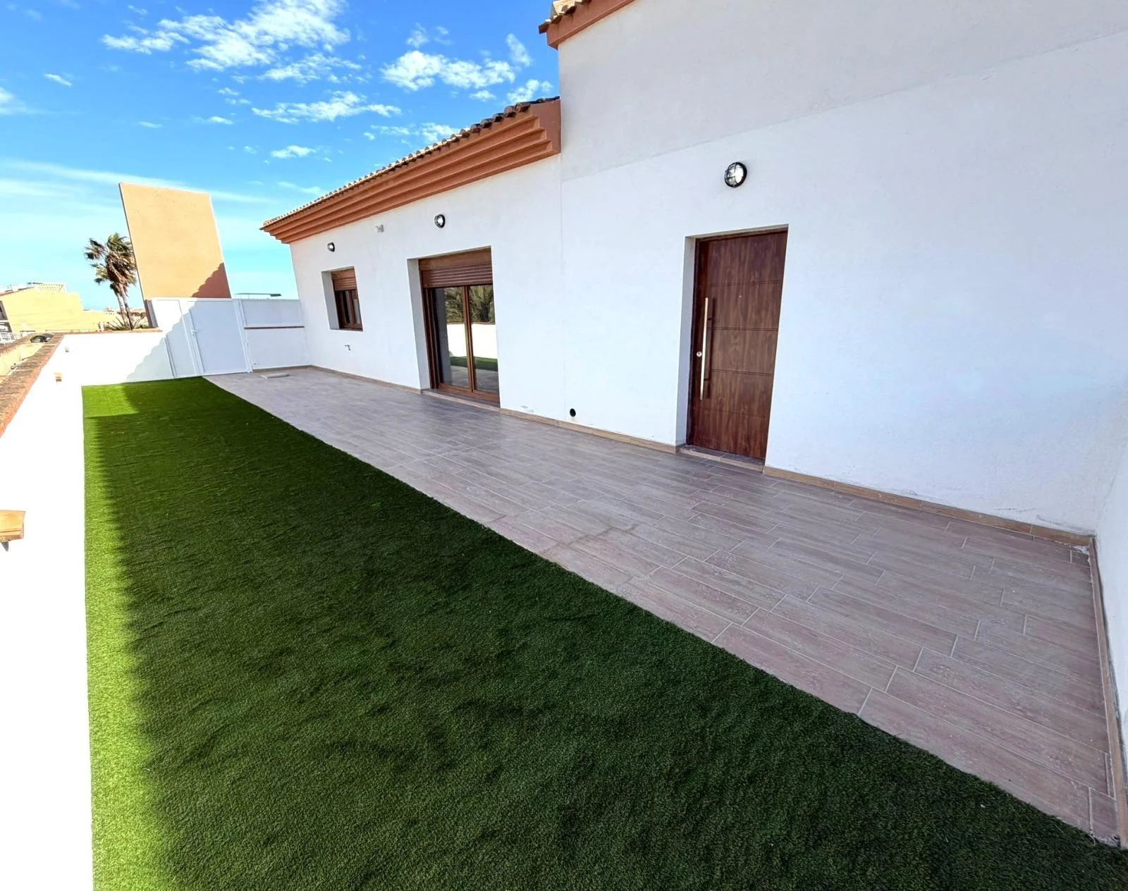 Piso reformado en Los Urrutias, cuatro baños