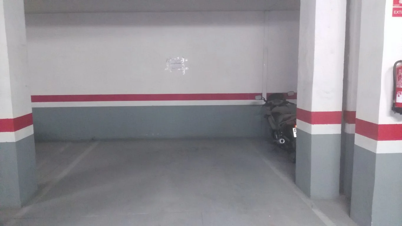 Garaje económico cerca del Auditorio