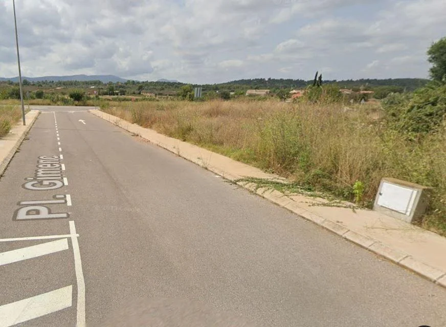 Parcela industrial urbanizable cerca de Vall d'Alba