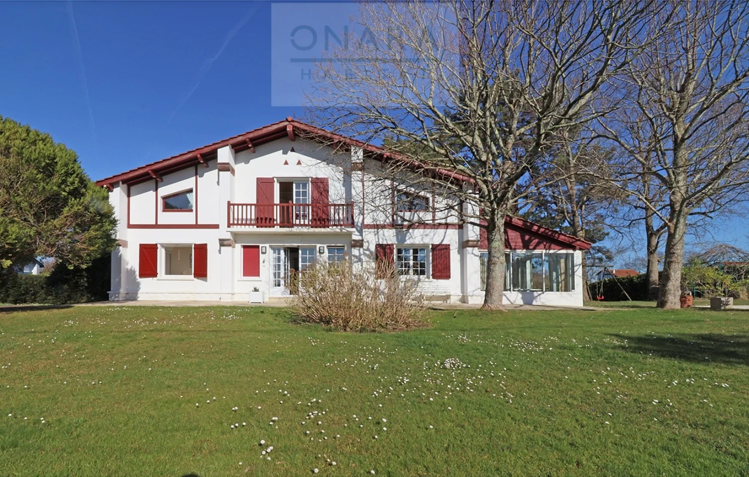 6-bedroom house with pool near Urrugne, 213 m²