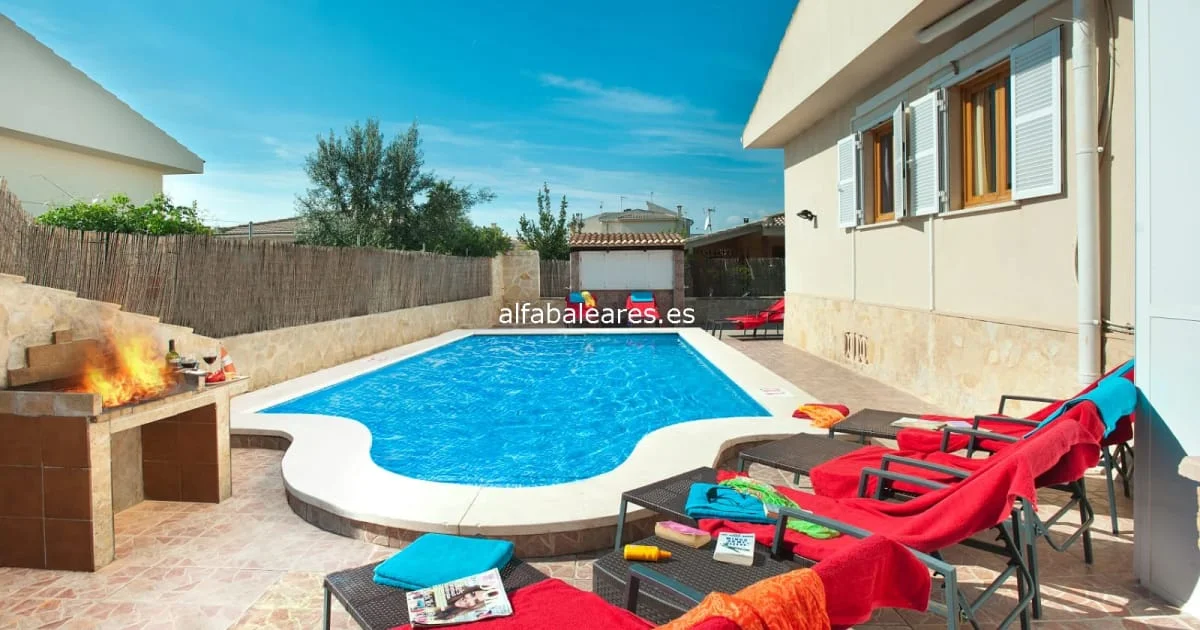 Licensed villa in Playas de Muro