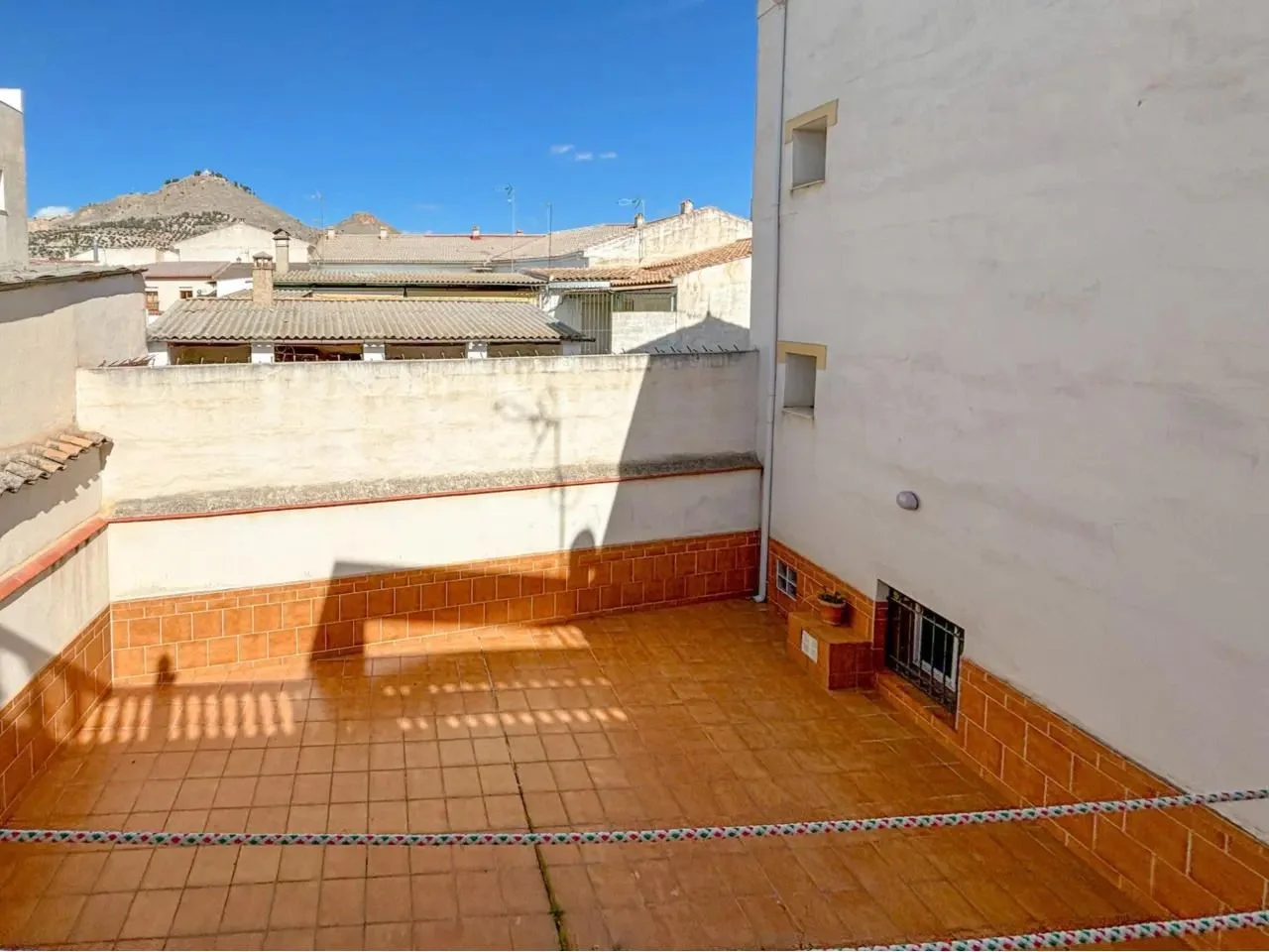 Central Atarfe flat, 3-bedroom, garage option