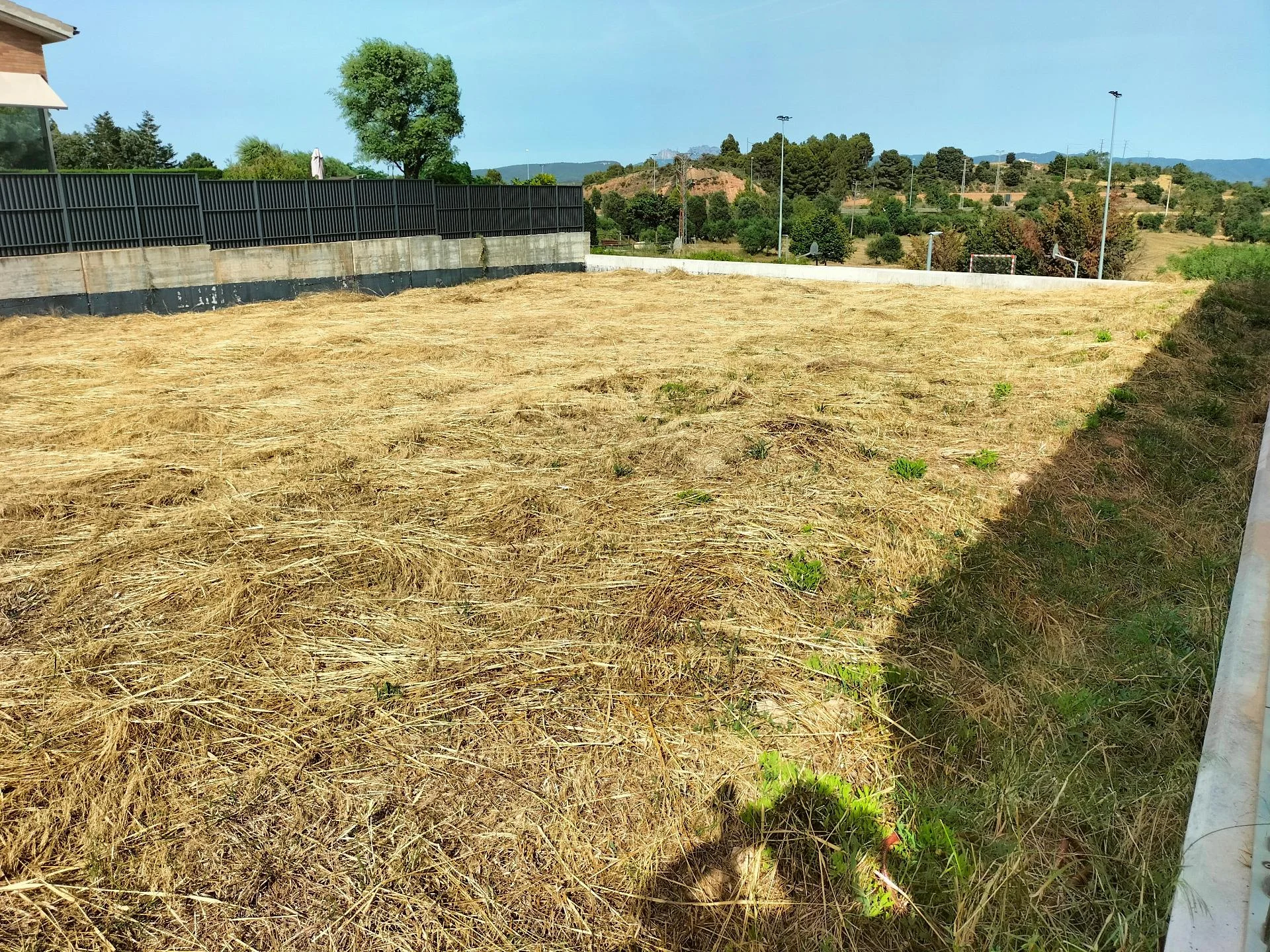 Flat 620 m² plot in Jorba