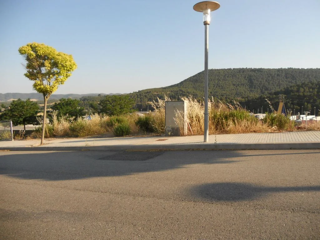 Solar edificable en Afueras, Jorba