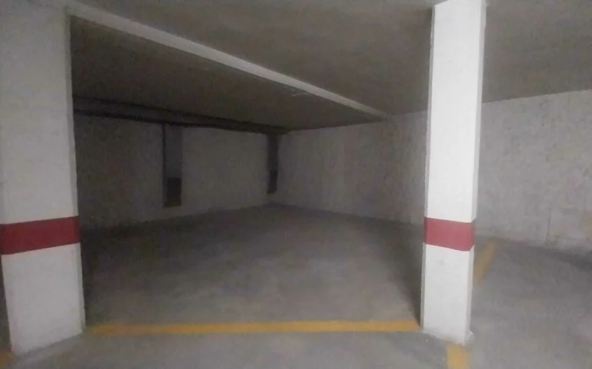 Gran plaza de garaje céntrica, 31 m²