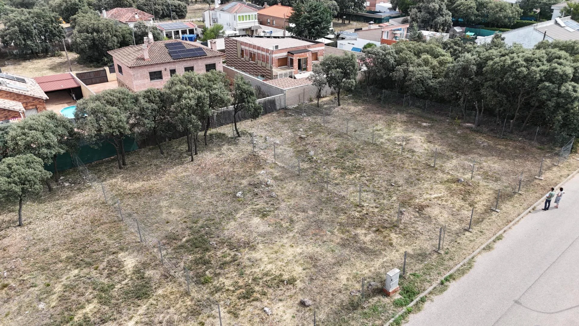 Urban plot near Guadalajara, 253 m²