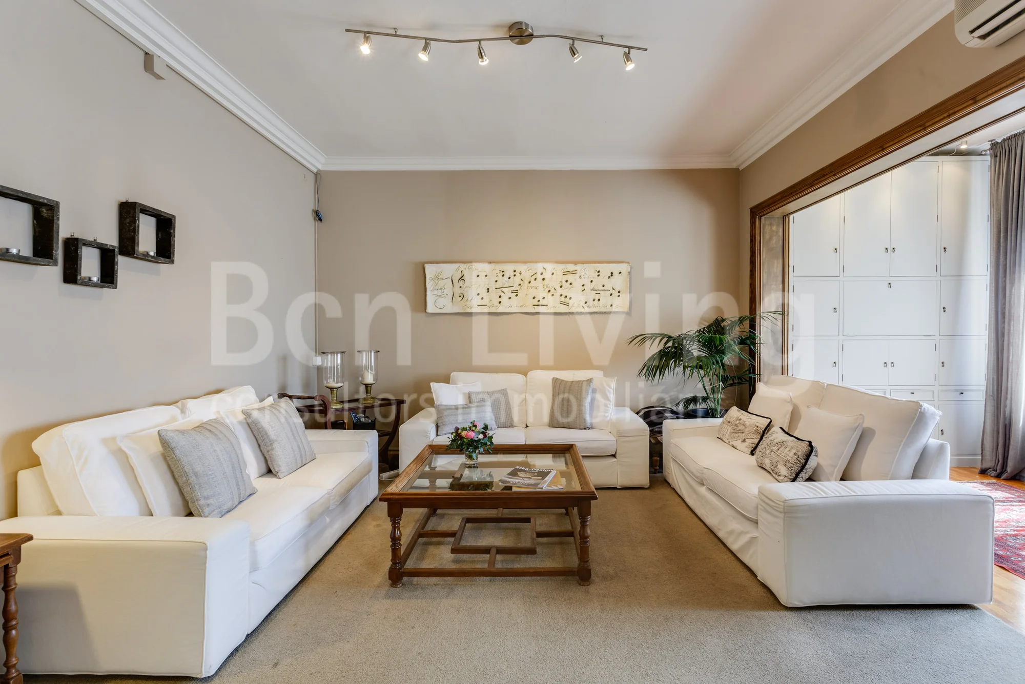 Ático de cinco habitaciones en Sant Gervasi, 178 m²