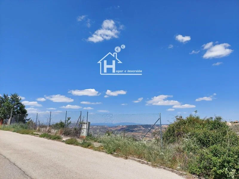 Steep Trijueque plot with impressive views