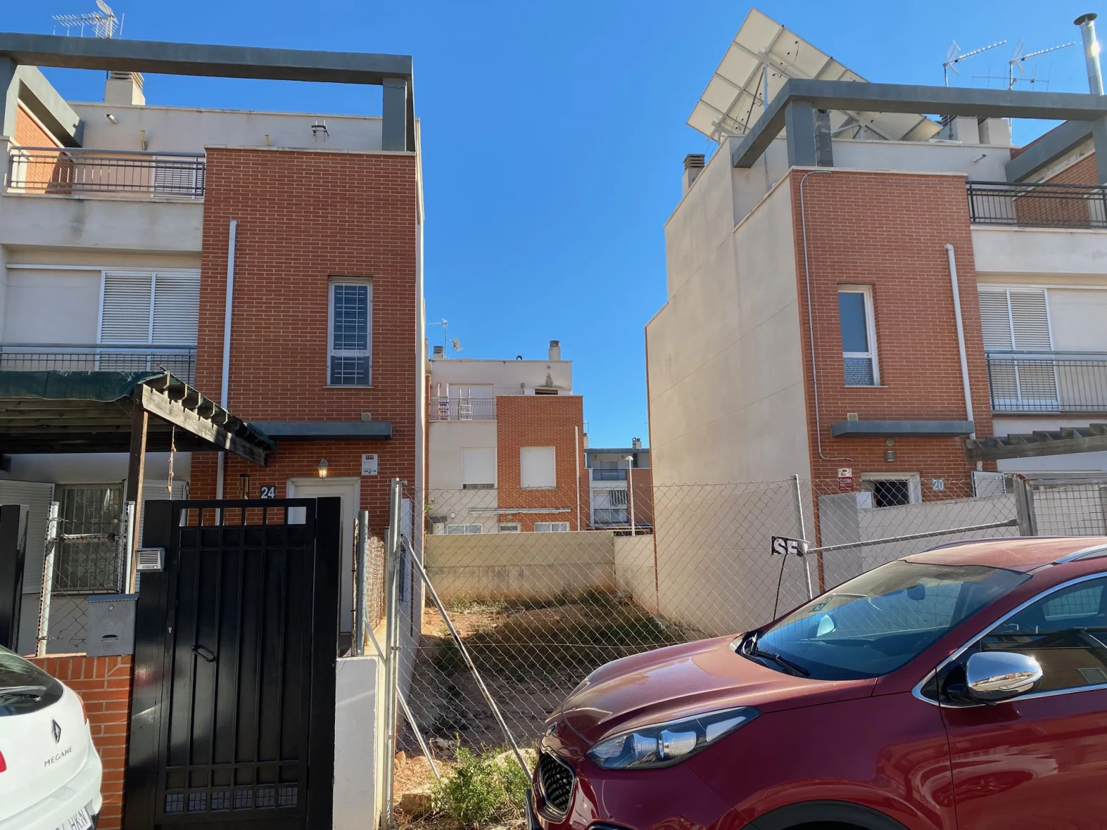Buildable land near Puerto de Sagunto beach