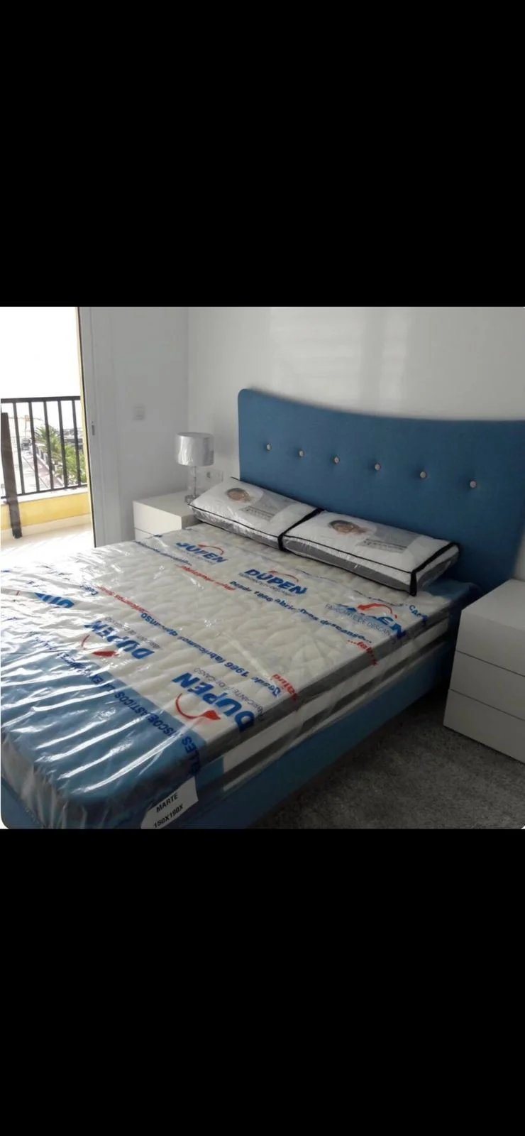 Renovated two-bedroom Fuengirola beachfront apartment
