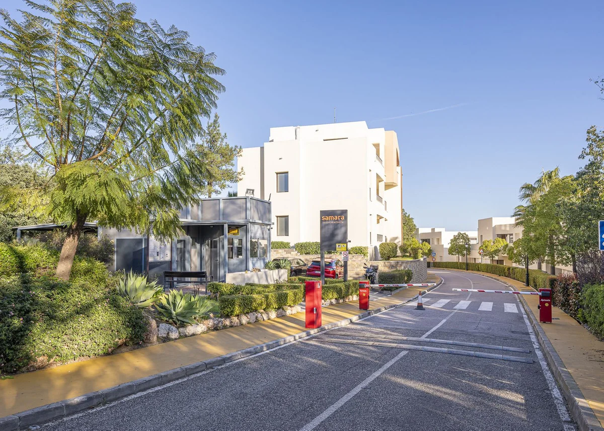 Sea-view Marbella apartment, three bedrooms
