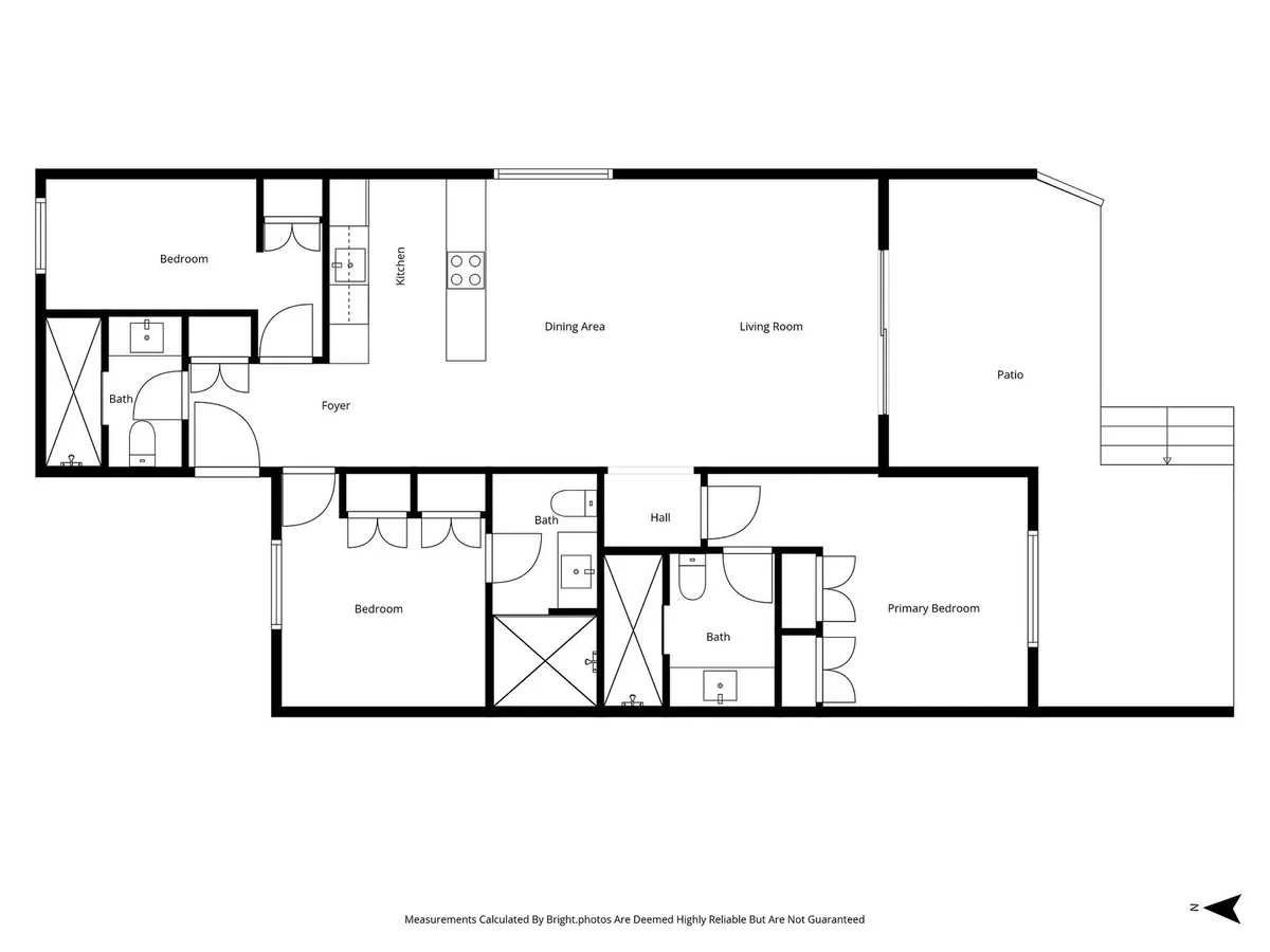 Apartamento reformado de tres dormitorios