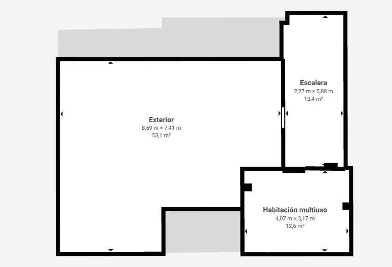 Three-storey house with sea views