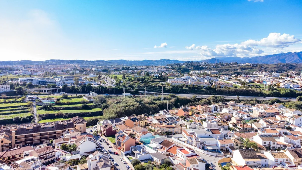 Developable Fuengirola plot with sea views