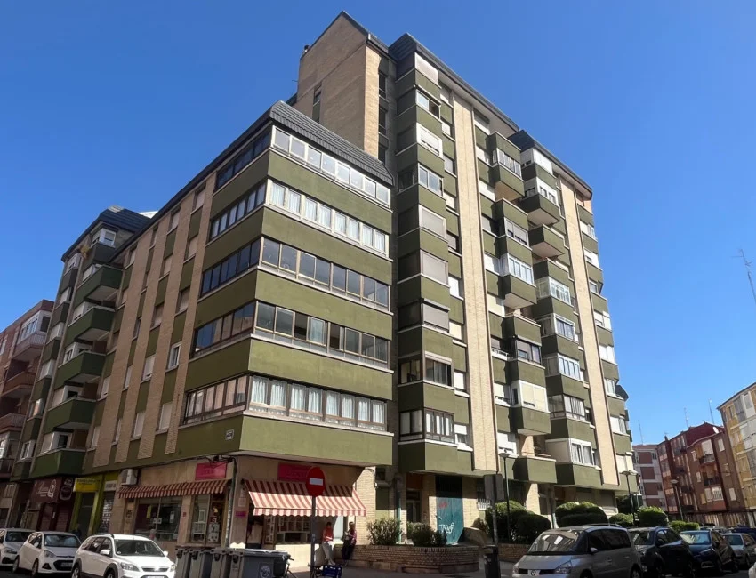 Piso de tres dormitorios en Batallas