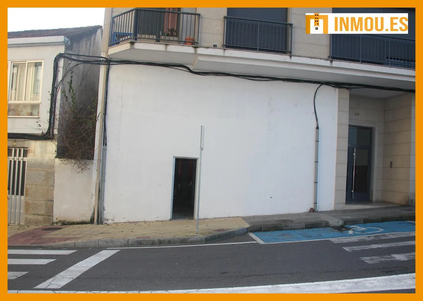Unidad de 251 m² para reformar en Celanova