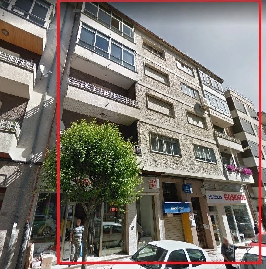 Piso céntrico en Celanova, 129 m² y 3 habitaciones