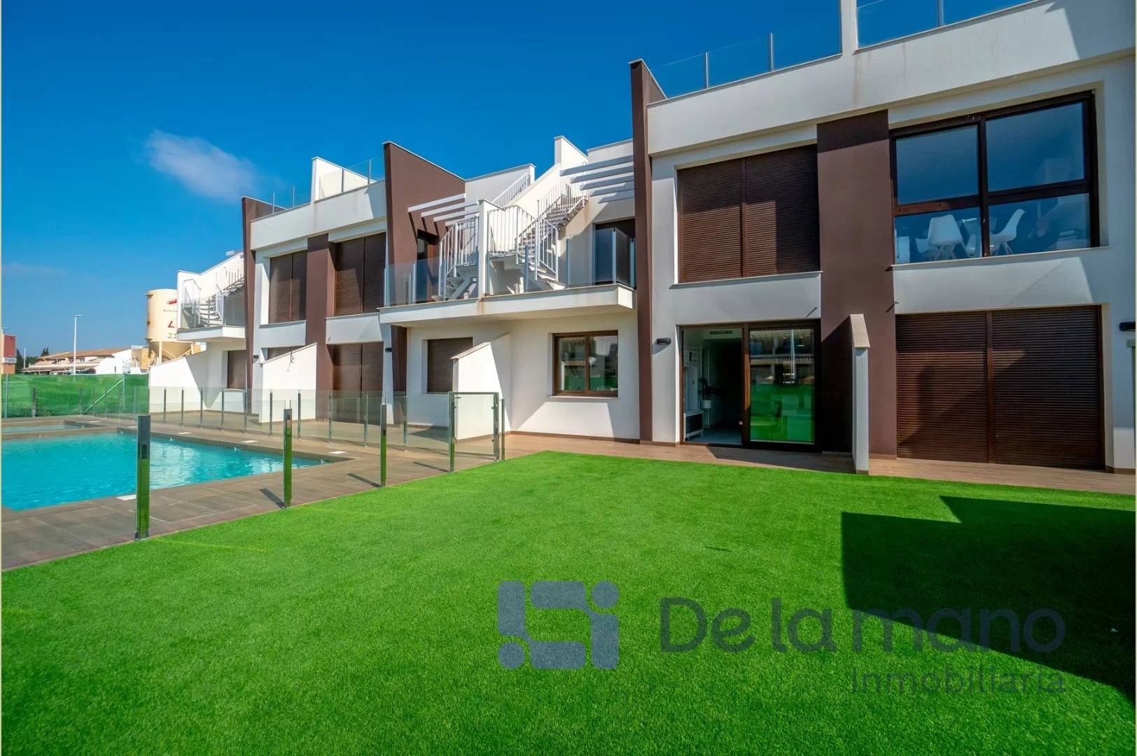 New-build ground-floor unit, two bedrooms