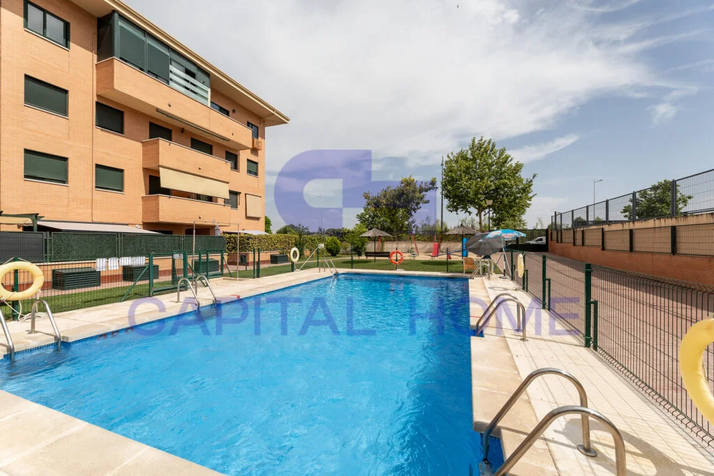 Ático dúplex en El Pinar, 2 dormitorios