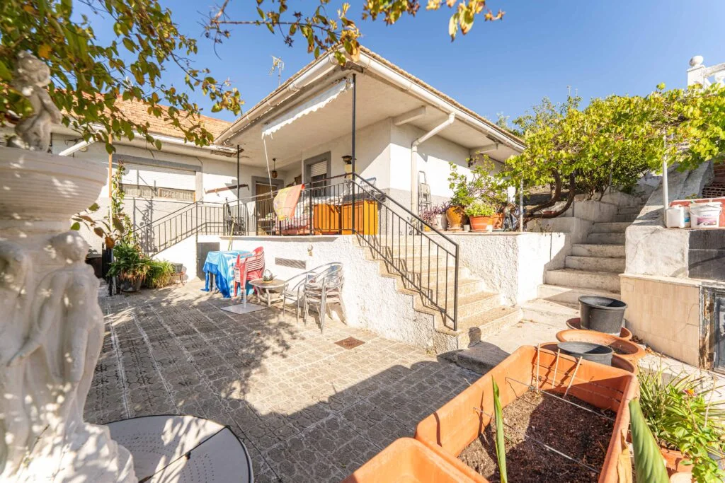 Casa independiente con piscina privada