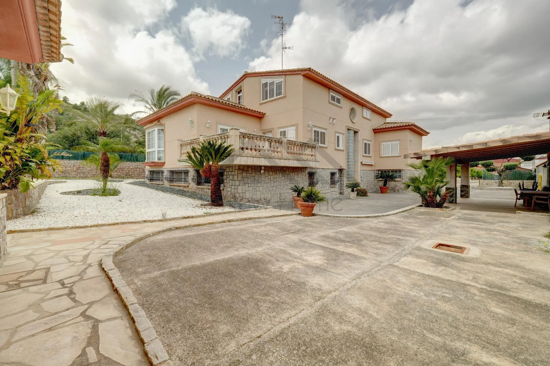 Independent Benaguacil villa, 806 m²