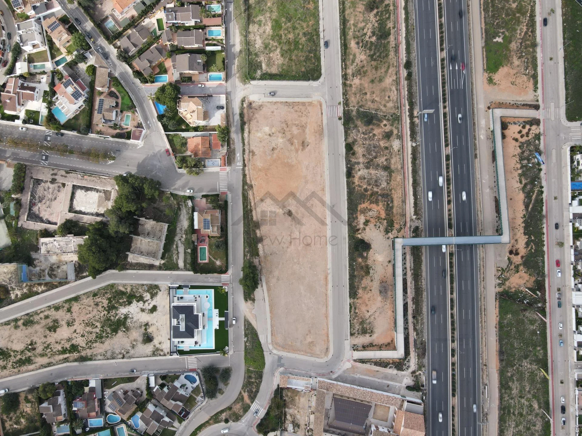 Suelo terciario urbano de 6.424 m² cerca de Valencia