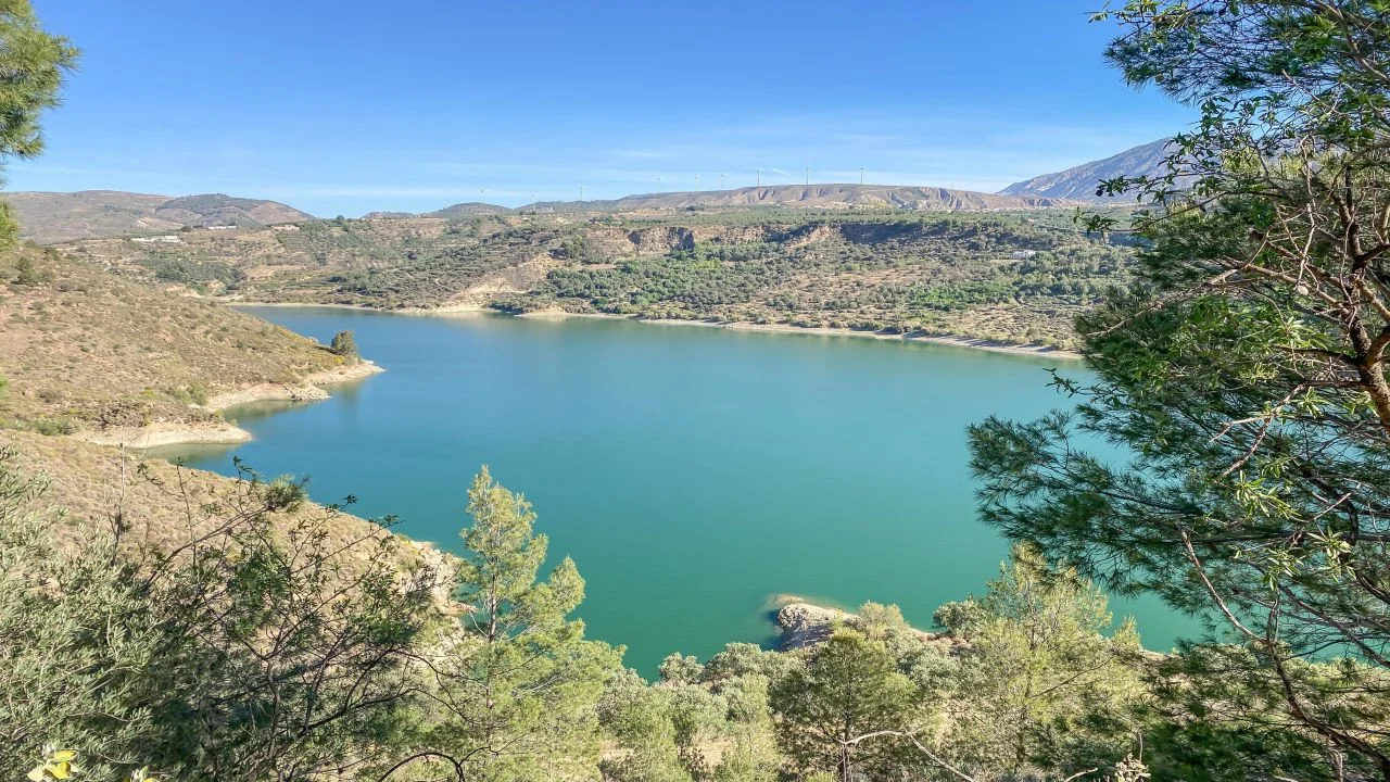 Rural land near reservoir, 19,049 m²