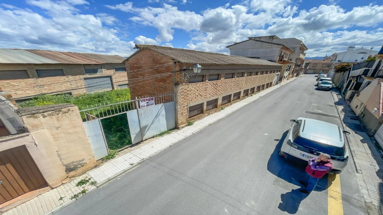 Serviced development plot in Las Gabias