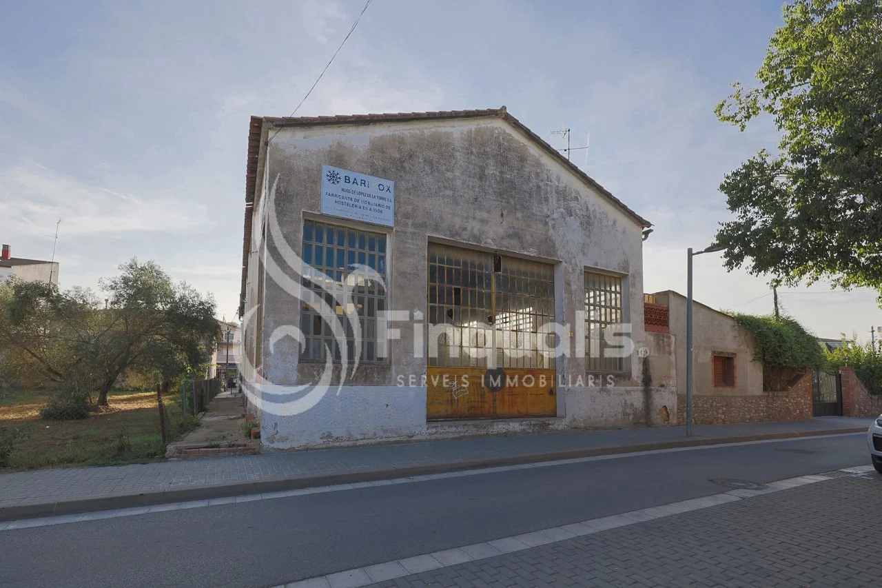 Central mixed-use industrial complex, 388 m²