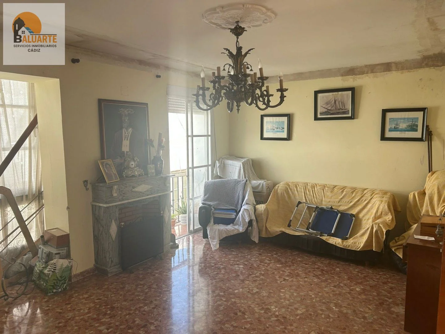 Piso céntrico en Cádiz con seis dormitorios